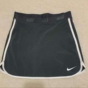 Nike tennis skirt NWOT